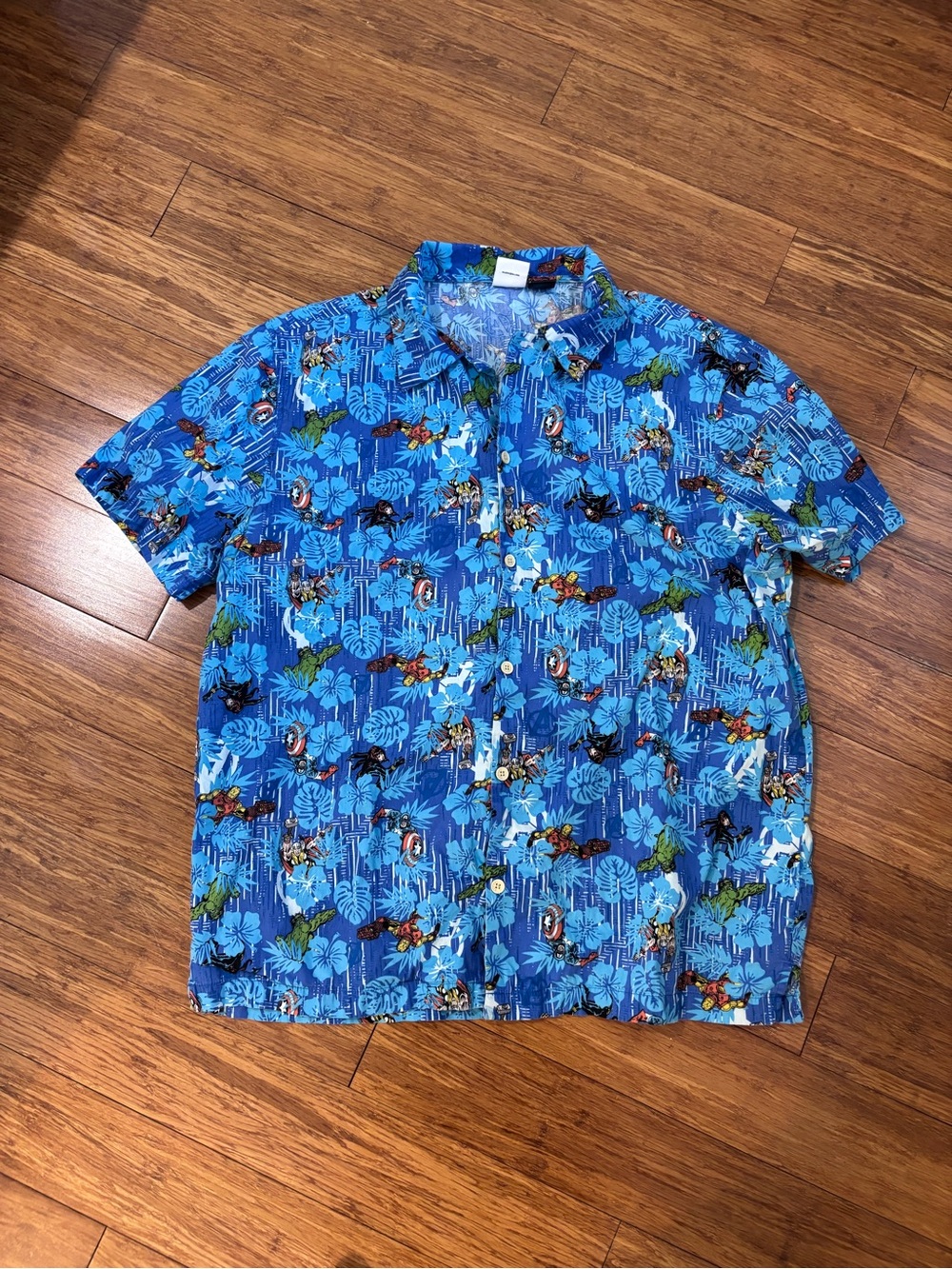 Marvel Blue Tropical Print Short-Sleeve Button-Up Shirt